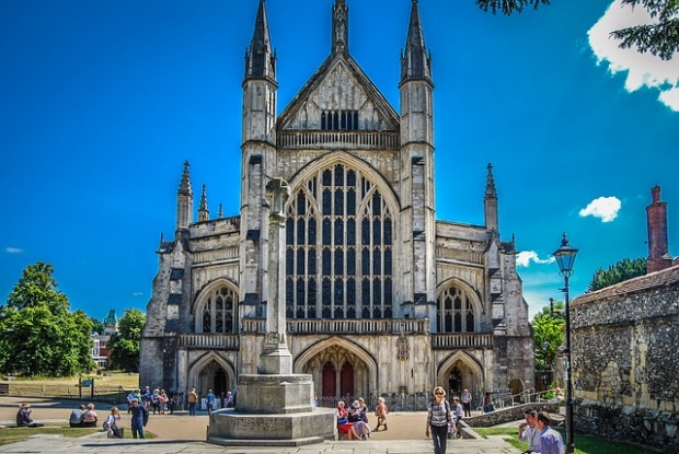 Winchester Cathedral where Jane Austen is buried. Image via Pixabay