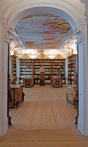 Would love to spend some time in this lovely library